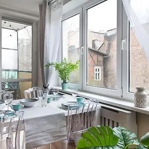Apartament Hip In Vibrant Centrally Located In Old Town, Gdańsk